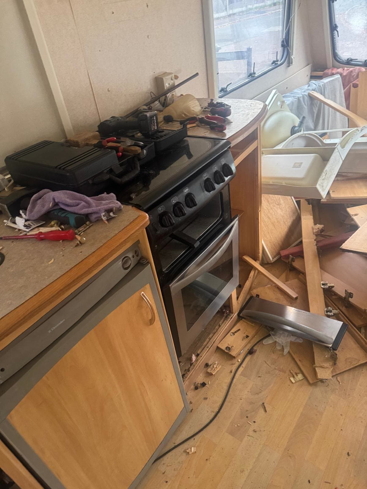 Caravan kitchen worktop and cooker during clearance
